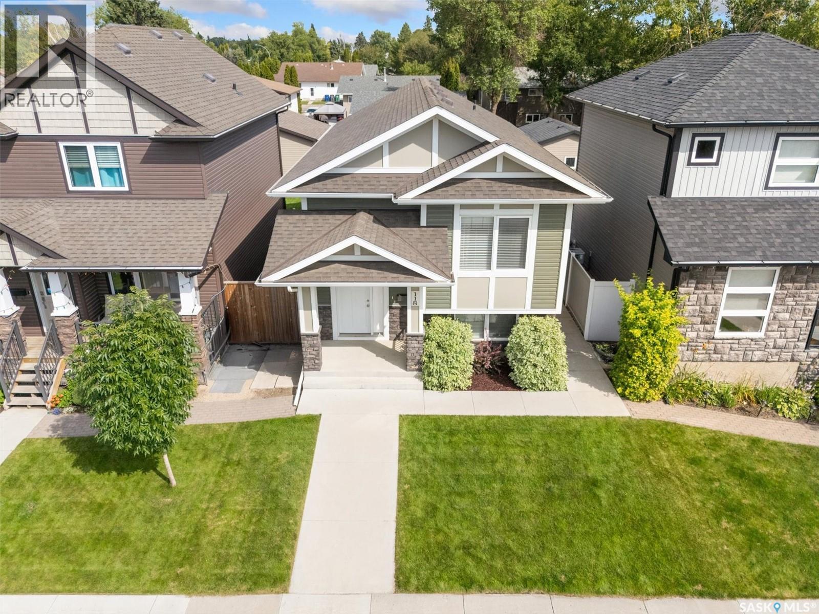 118 Childers Cres, Saskatoon, SK S7L 3G4