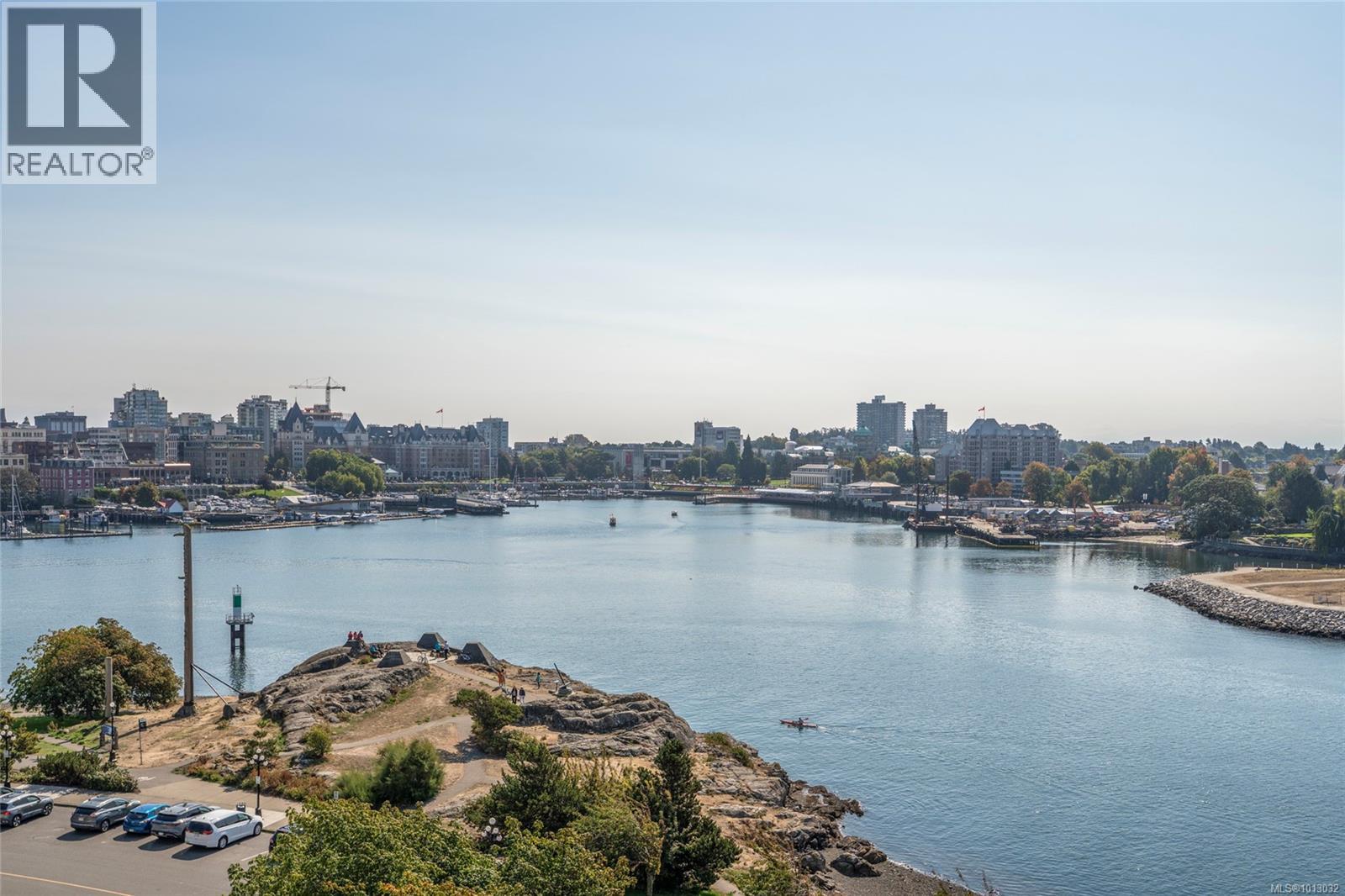 50 Songhees Rd Unit 403 Rd, Victoria, BC V9A 7J4