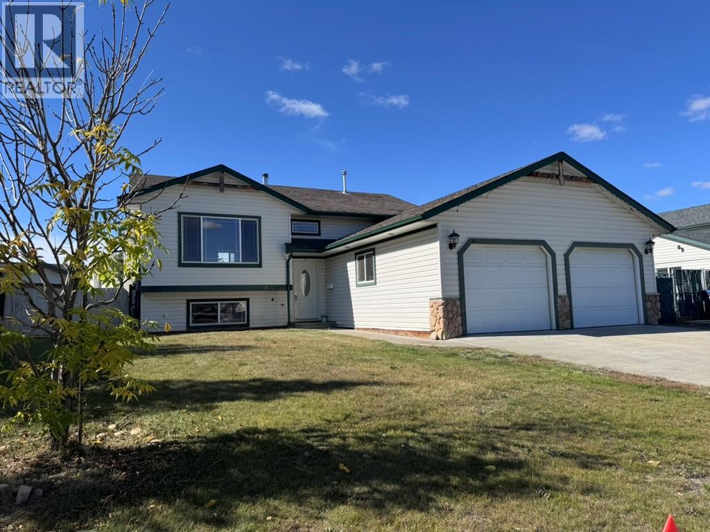 1832 Willowbrook Cres, Dawson Creek, BC V1G 2P9