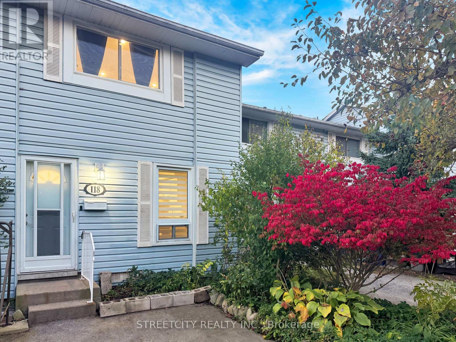 2 118 Monmore Rd, London, ON N6G 2W7