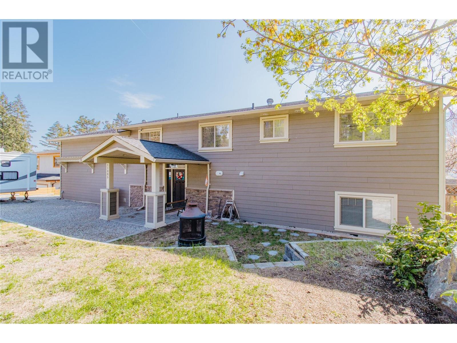 11885 Middleton Rd, Lake Country, BC V4V 1G9