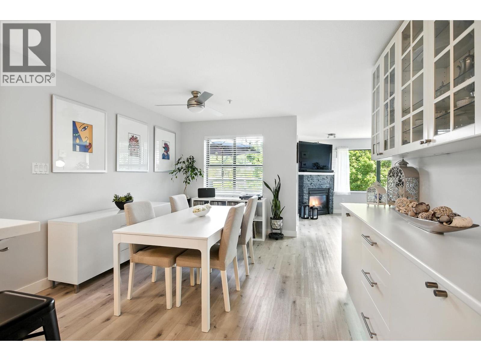 225 Newport Drive Unit 404, Port Moody, BC V3H 5H1