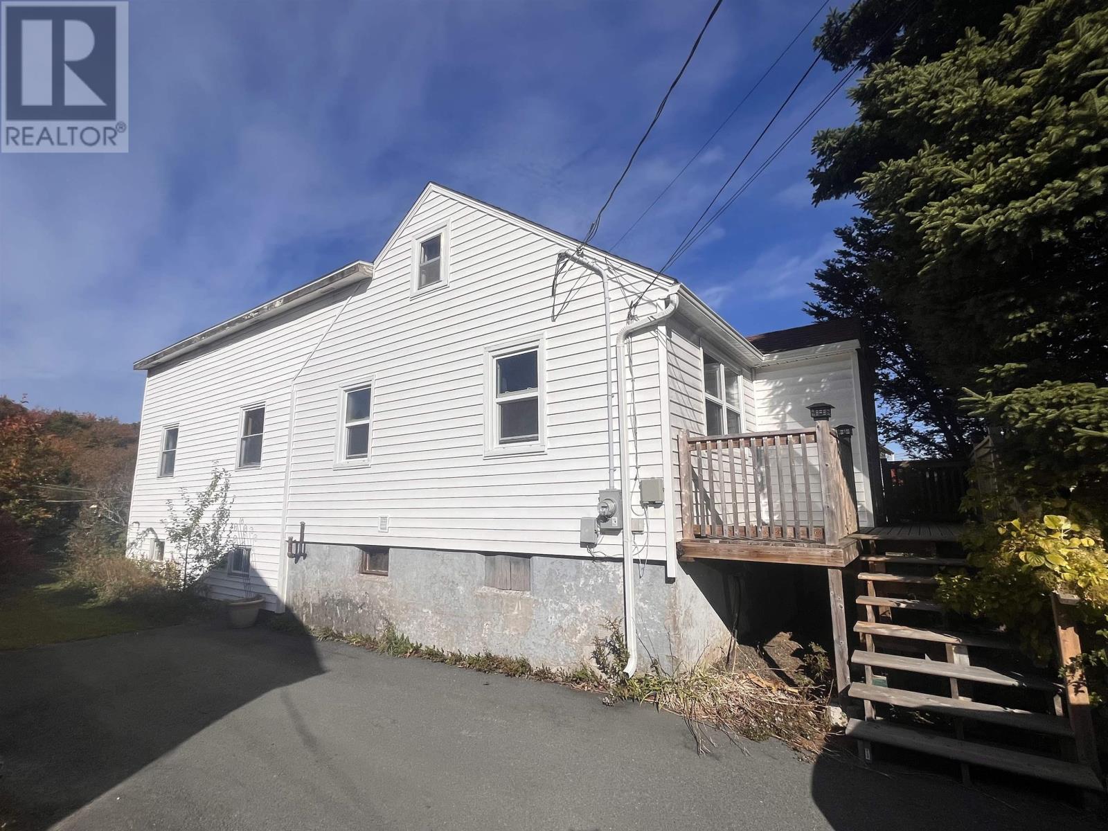 155 Old Sambro Rd, Halifax, NS B3R 1R1