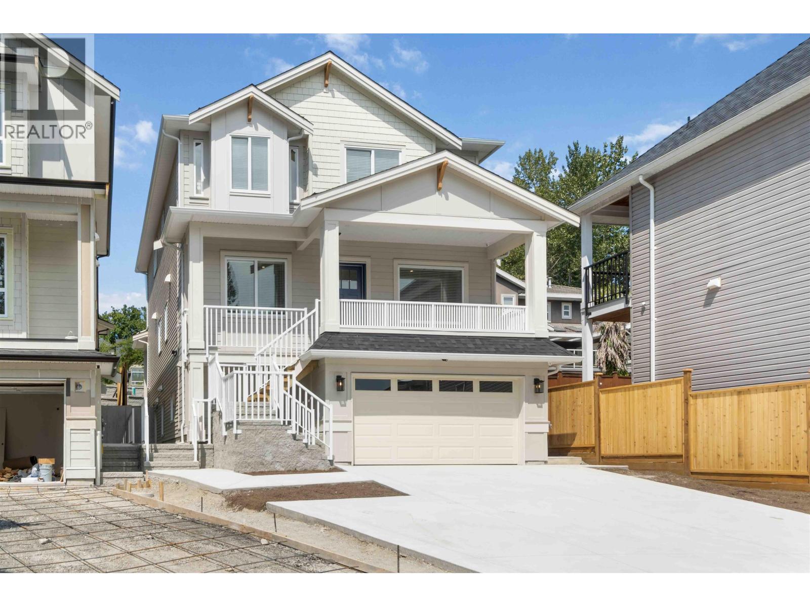 3456 Darwin Ave #c, Coquitlam, BC V3B 3H6