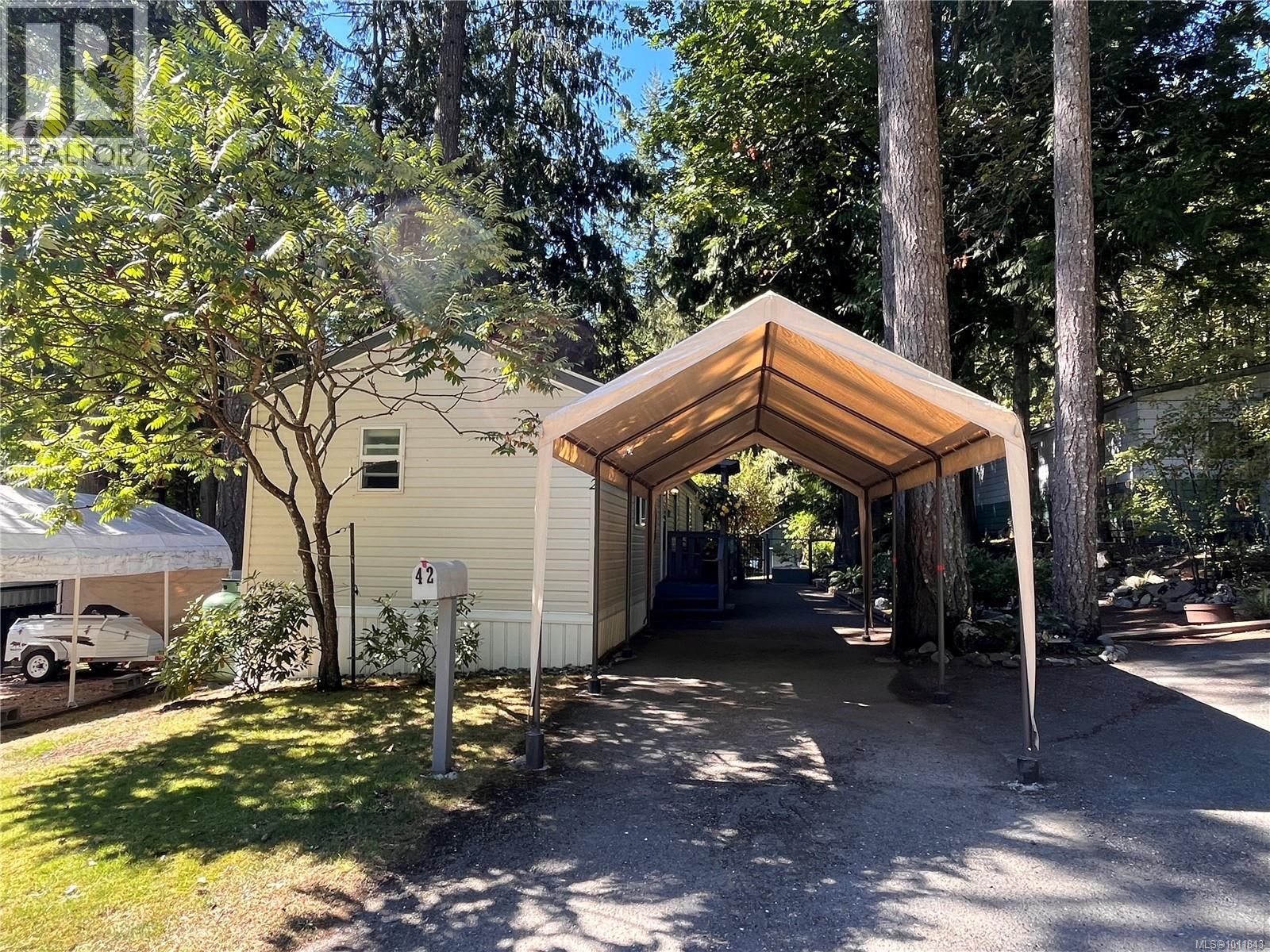 2500 Florence Lake Rd Unit 42 Rd, Langford, BC V9B 4H2
