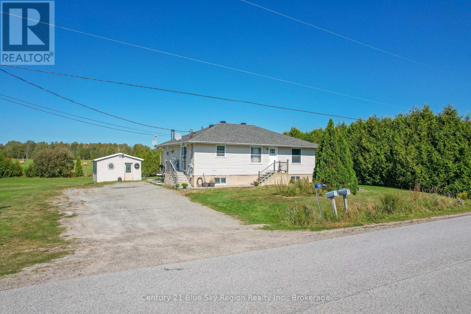 781 Lalande Rd, West Nipissing Sturgeon Falls, ON P2B 2V3