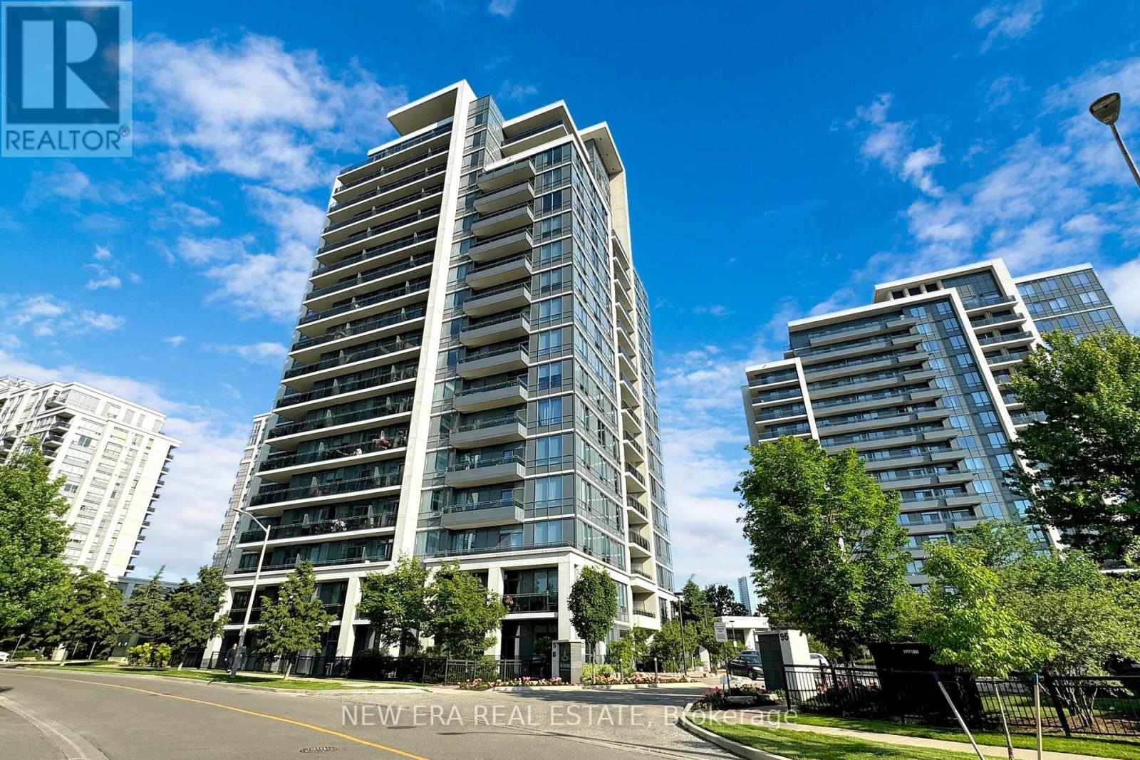 1206 75 North Park Rd, Vaughan, ON L4J 0H9