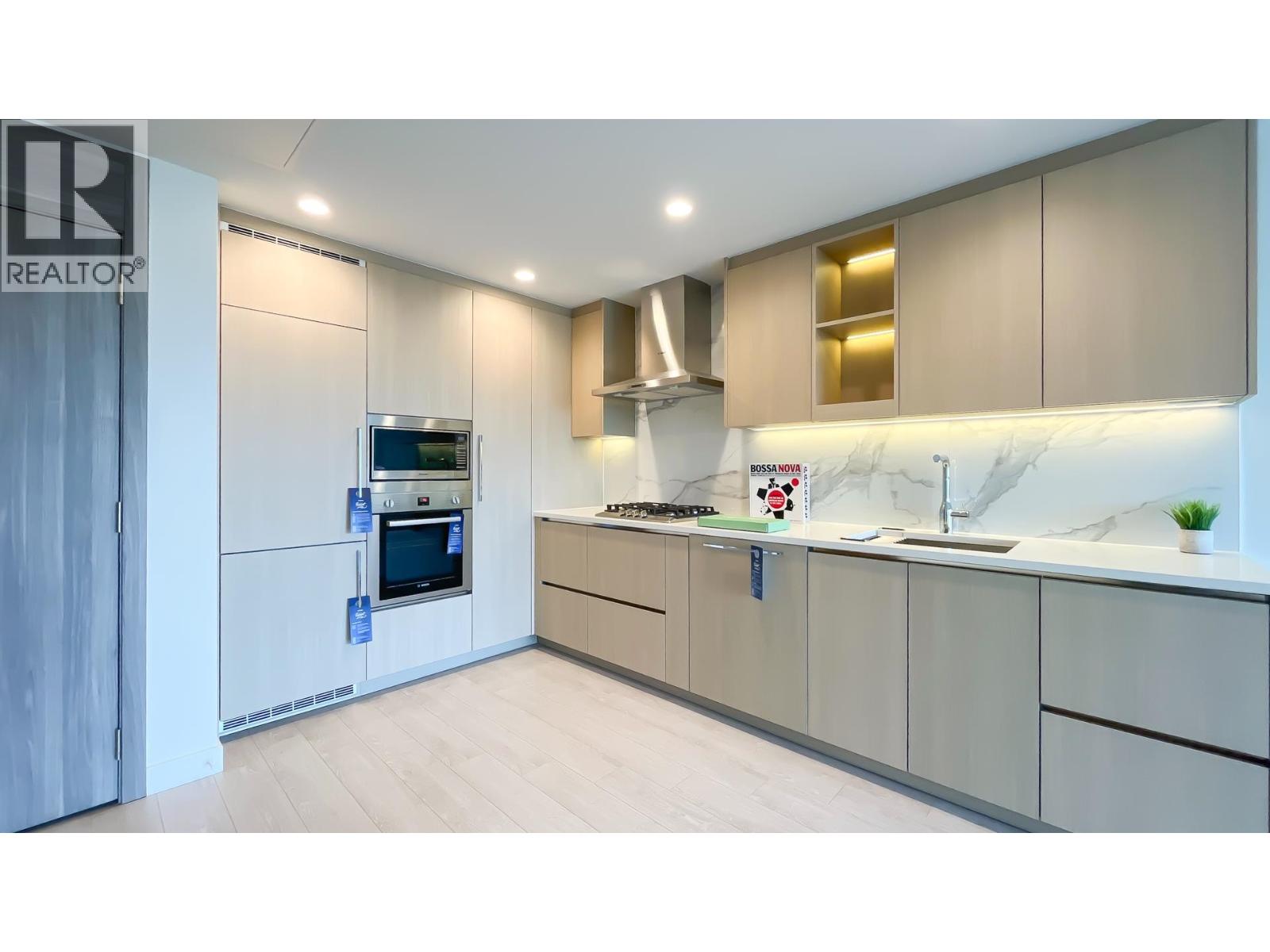 4890 Lougheed Highway Unit 1106, Burnaby, BC V5C 0N2