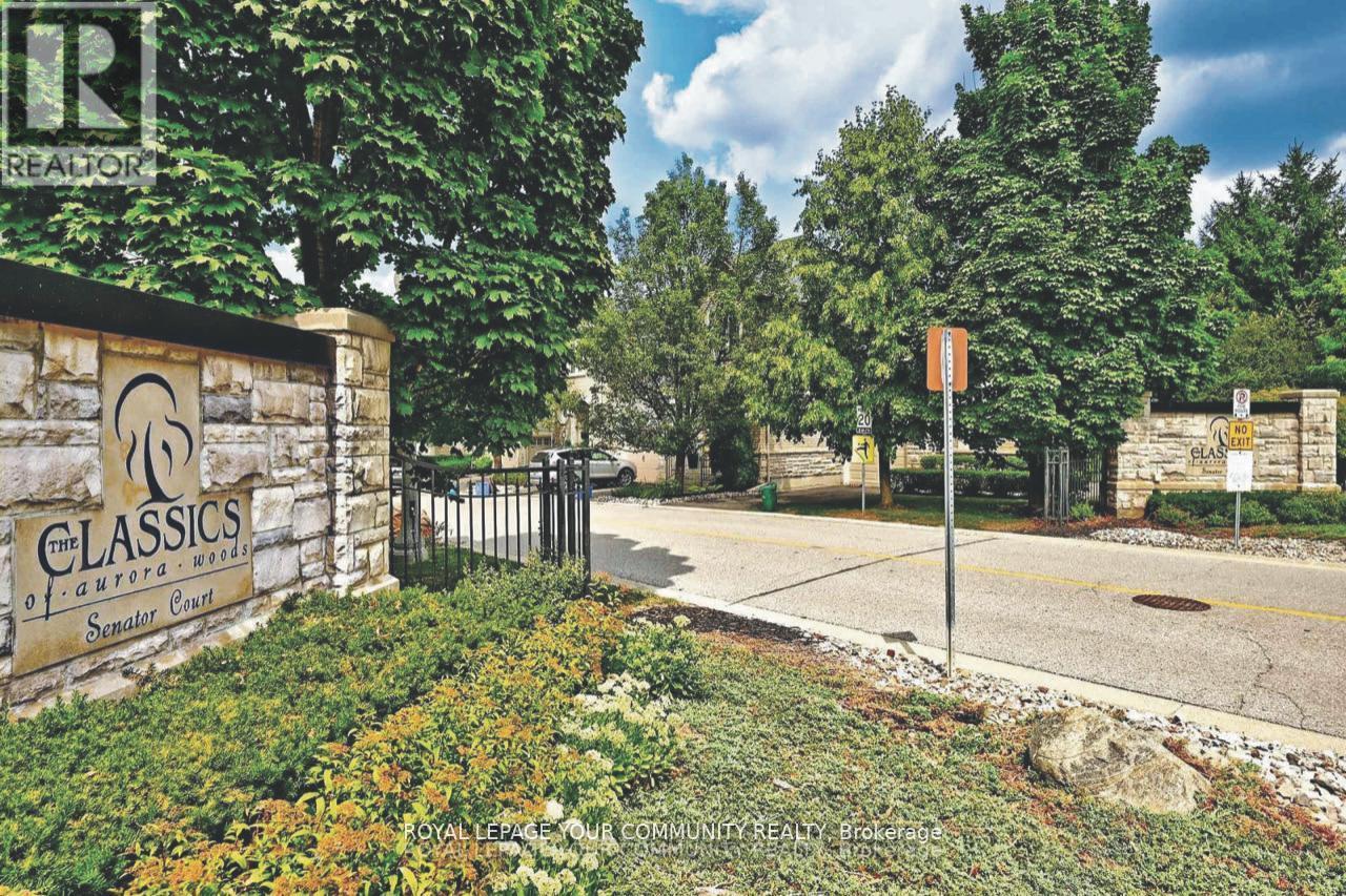 18 3 Senator Ct, Aurora, ON L4G 7P2