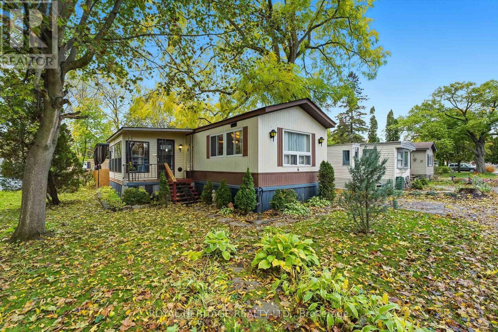 6 330 King St E, Clarington Bowmanville, ON L1C 3K5