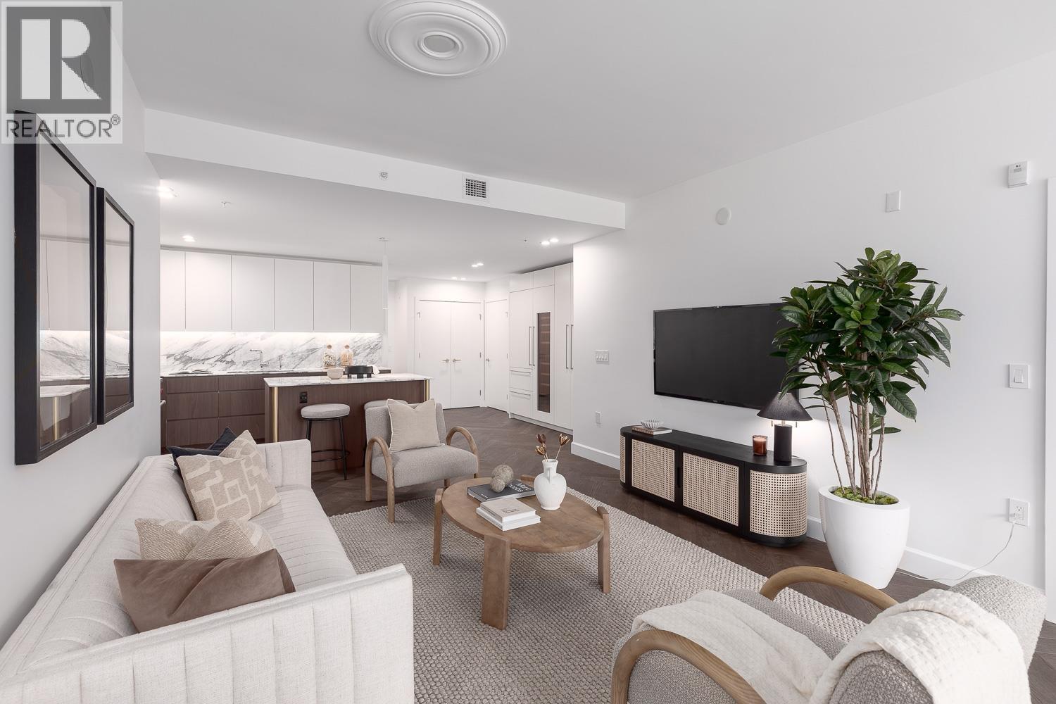 3668 W 10th Avenue Unit 406, Vancouver, BC V6R 2G3