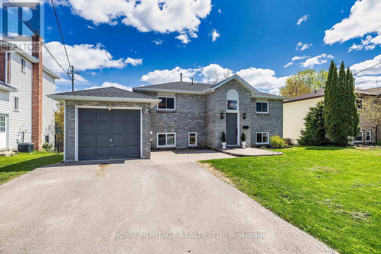 54 Champlain Blvd, Kawartha Lakes Lindsay, ON K9V 4R1