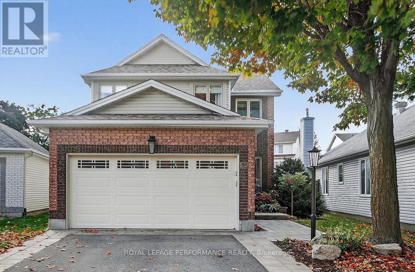 159 Longshire Cir, Ottawa, ON K2J 4L2