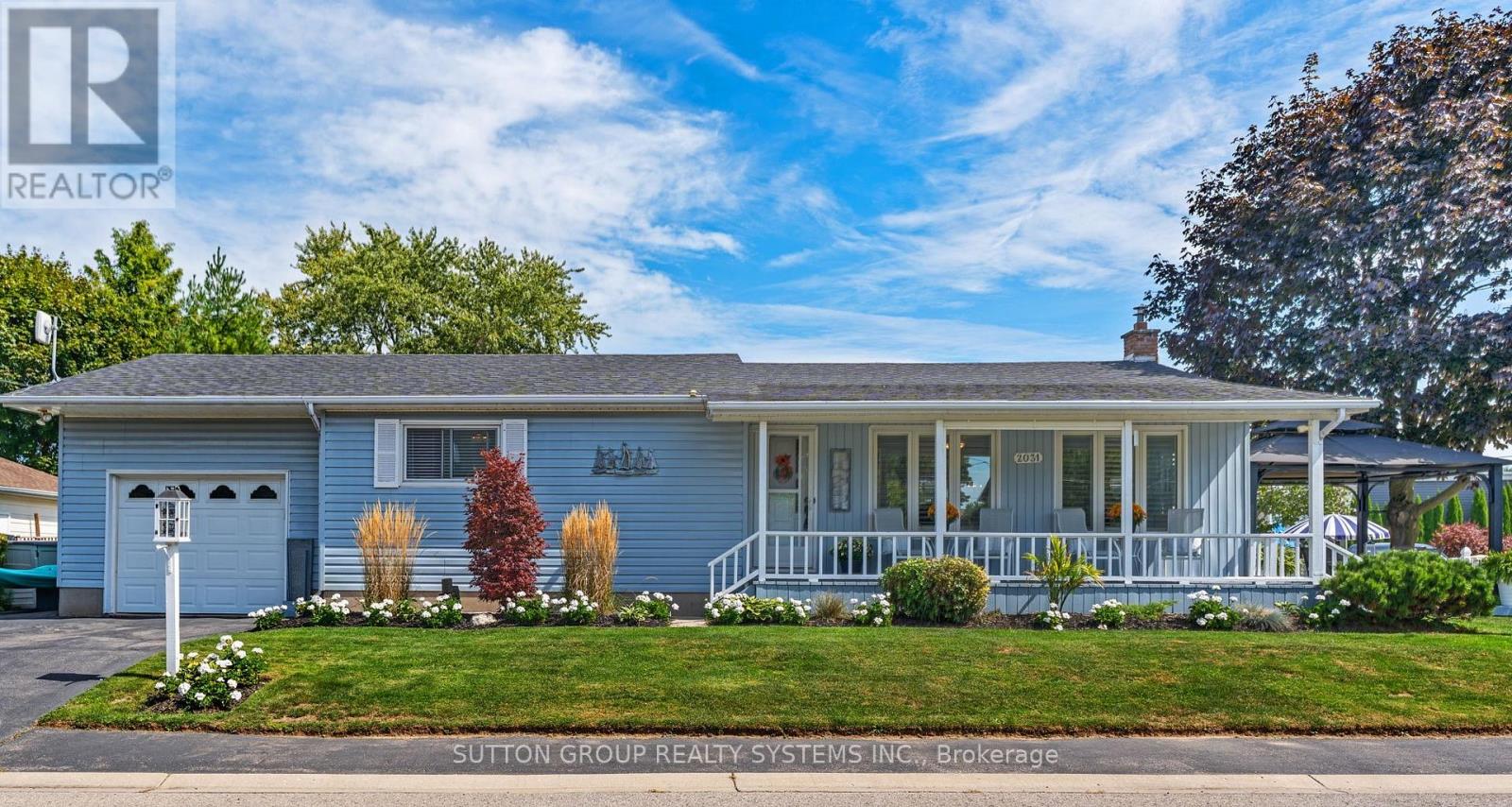 2031 Erie St, Norfolk Port Dover, ON N0A 1N7