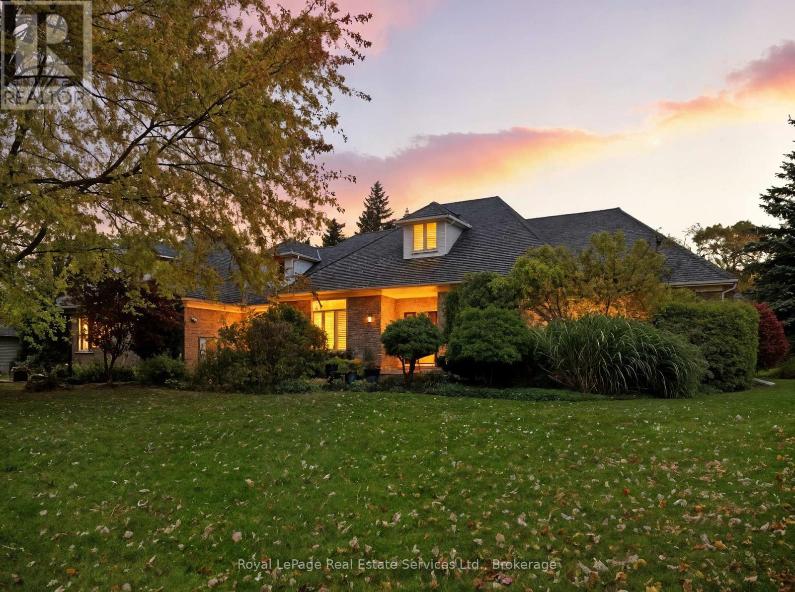 47 Fox Run Dr, Puslinch, ON N1H 6H9