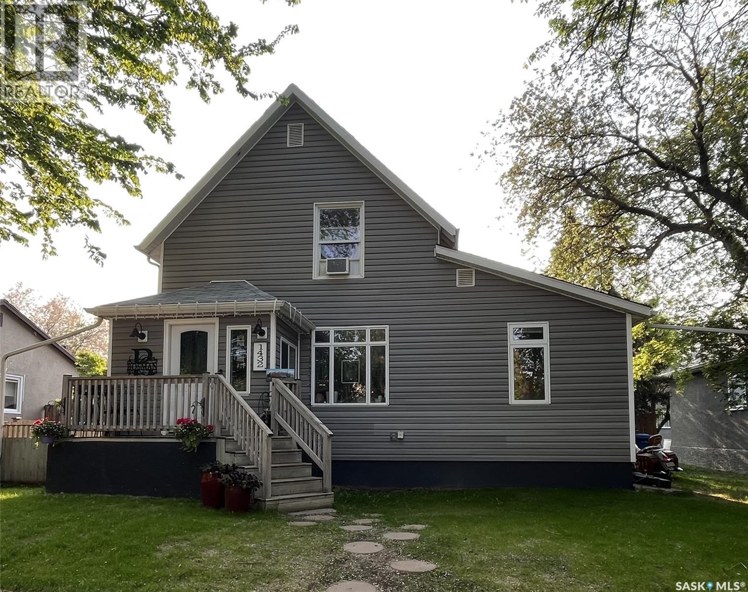 103rd Street Unit 1432, North Battleford, SK S9A 1L3