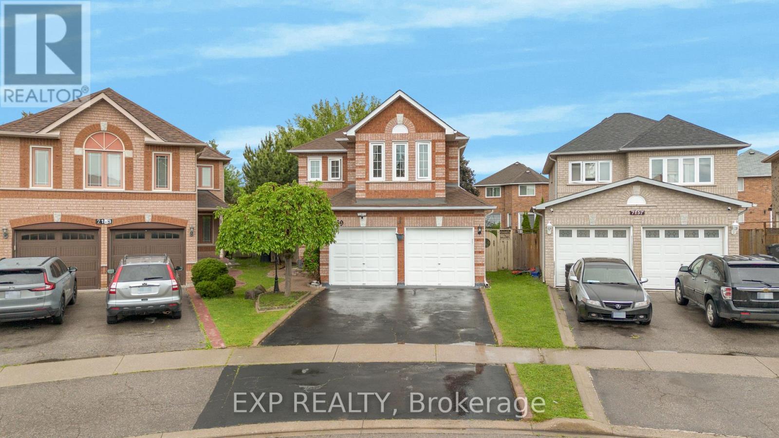 7159 Spyglass Cres, Mississauga, ON L5N 7H3