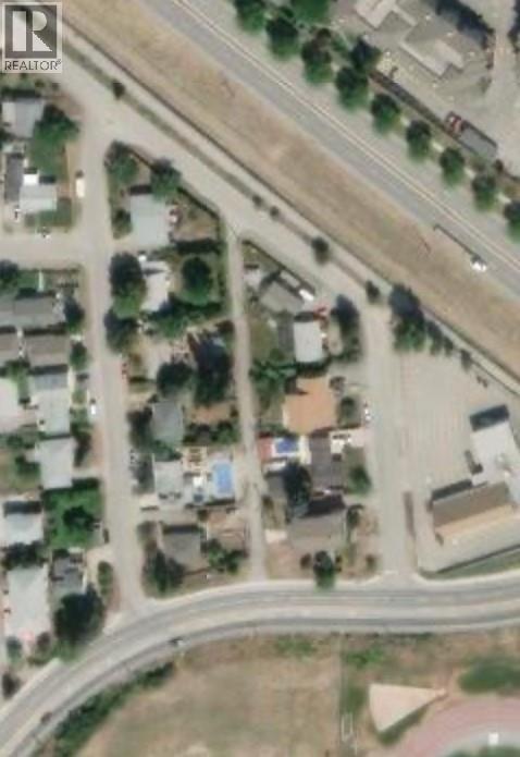 1722 Bernard Ave, Kelowna, BC V1Y 6S2