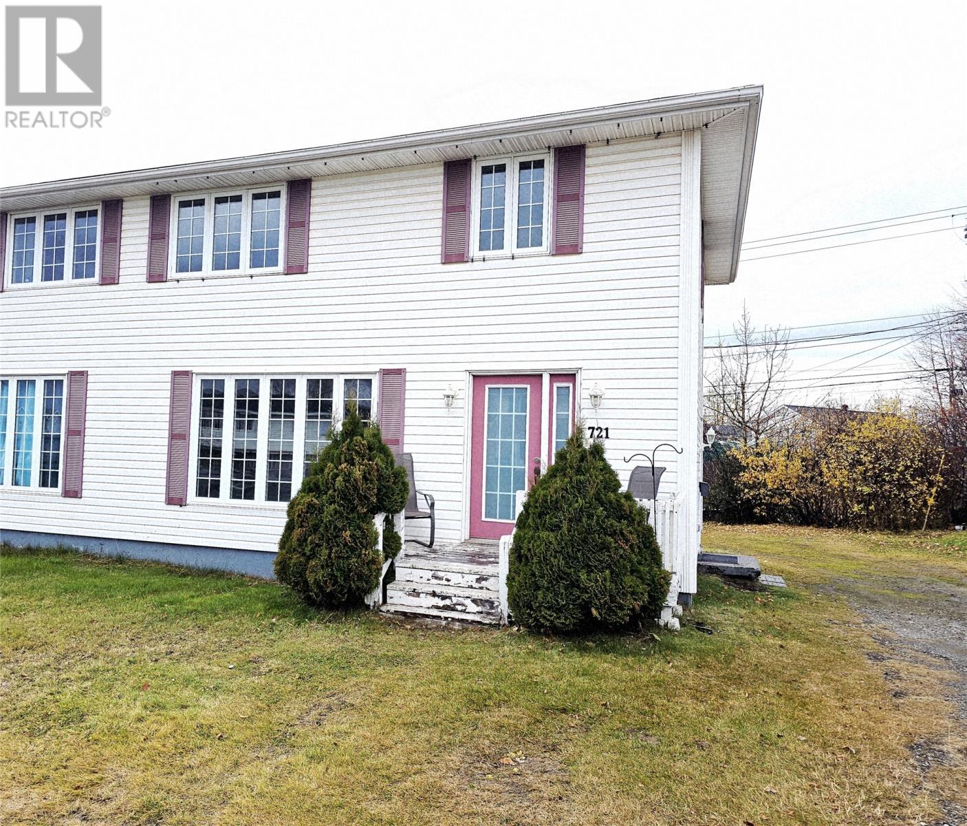 721 Stirling Cres, Labrador City, NL A2V 1Y9