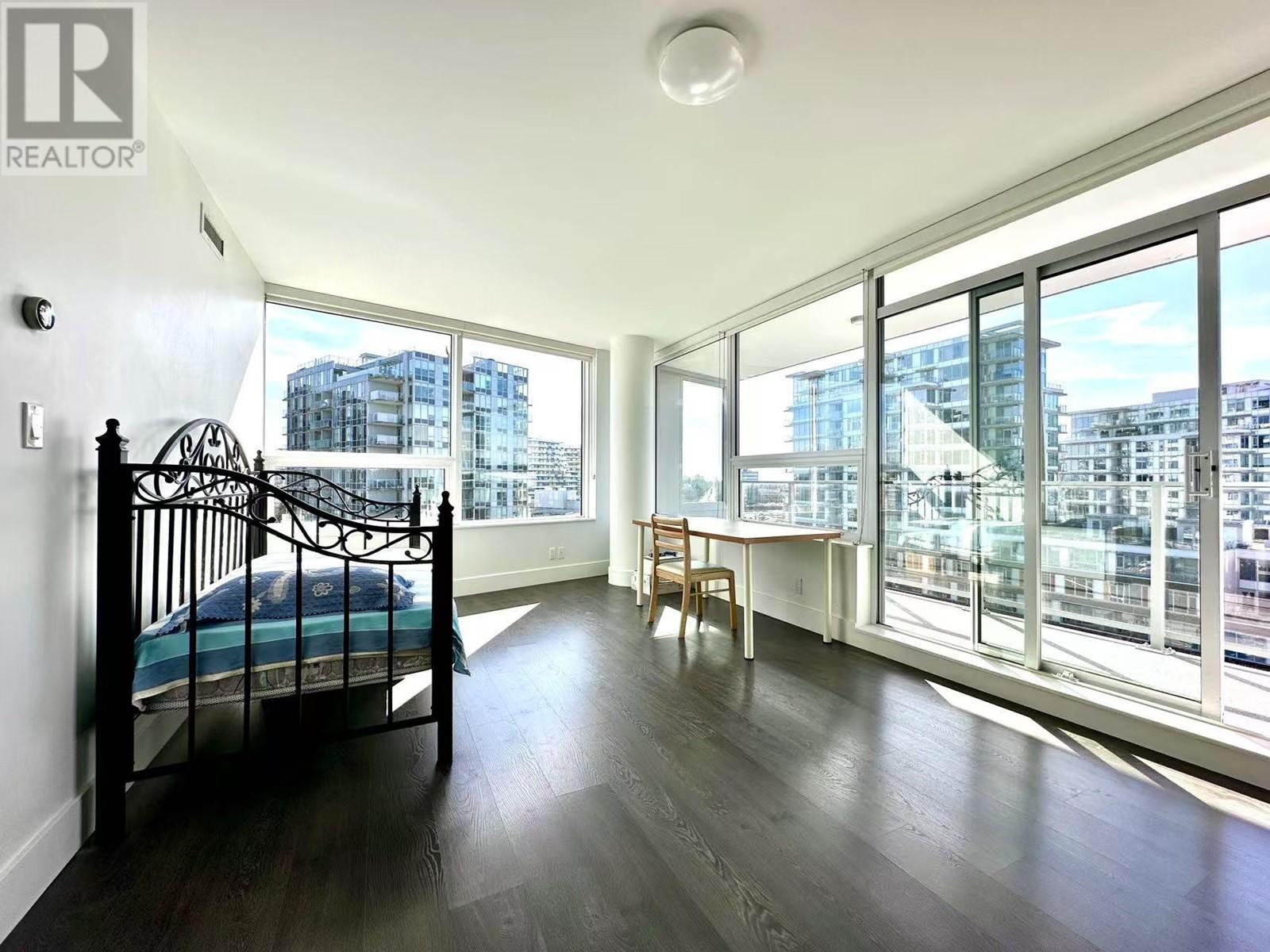 5508 Hollybridge Way Unit 903, Richmond, BC V7C 0C7
