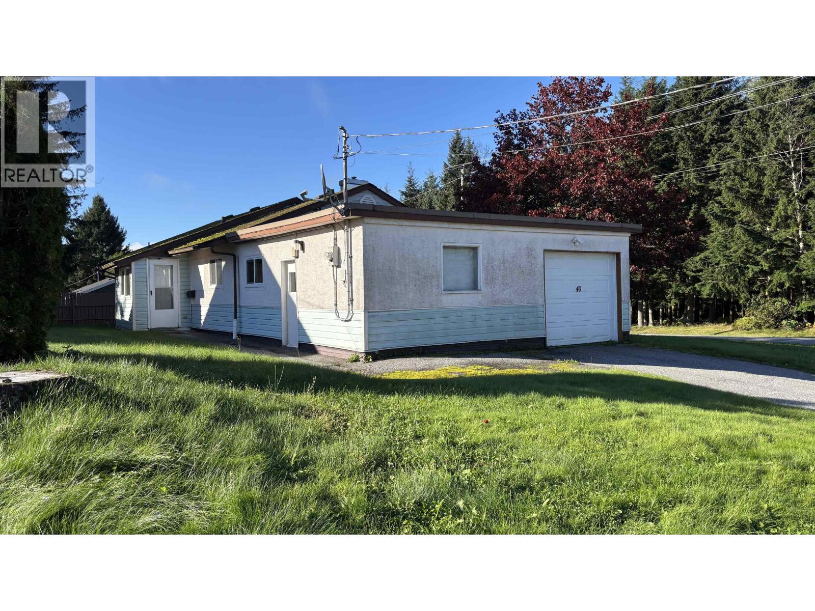40 Eagle St, Kitimat, BC V8C 1S6