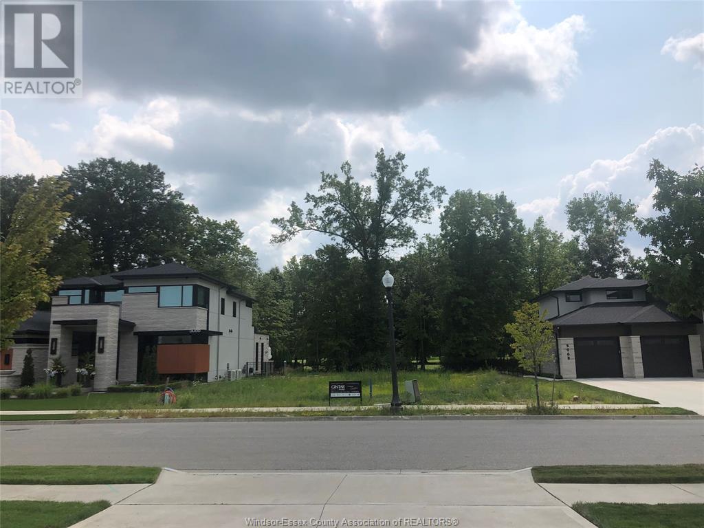 5078 Whispering Pnes, Lasalle, ON N9H 0E5