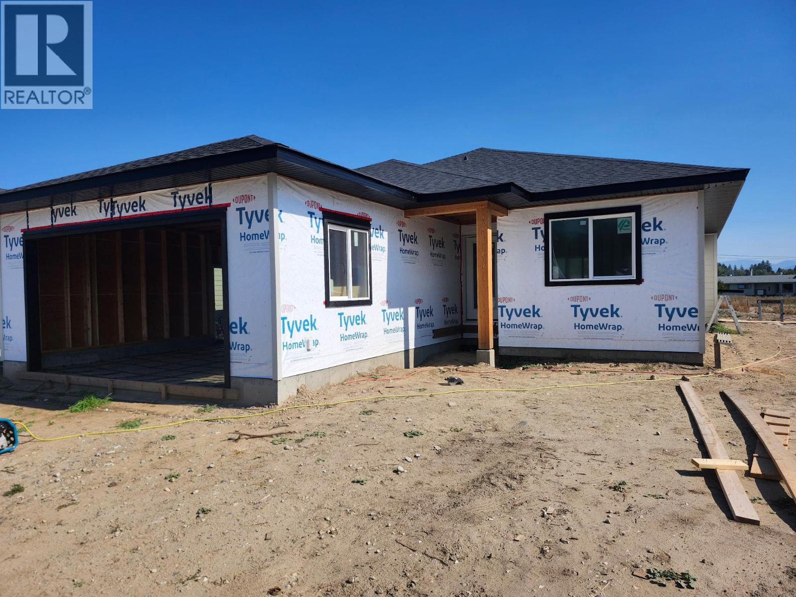 6050 19 Street, Grand Forks, BC V0H 1H0