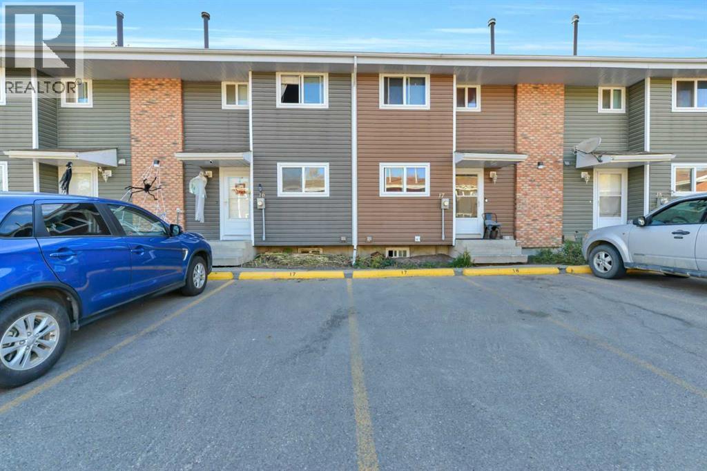 5806 61 Street Unit 17, Red Deer, AB T4N 6H6