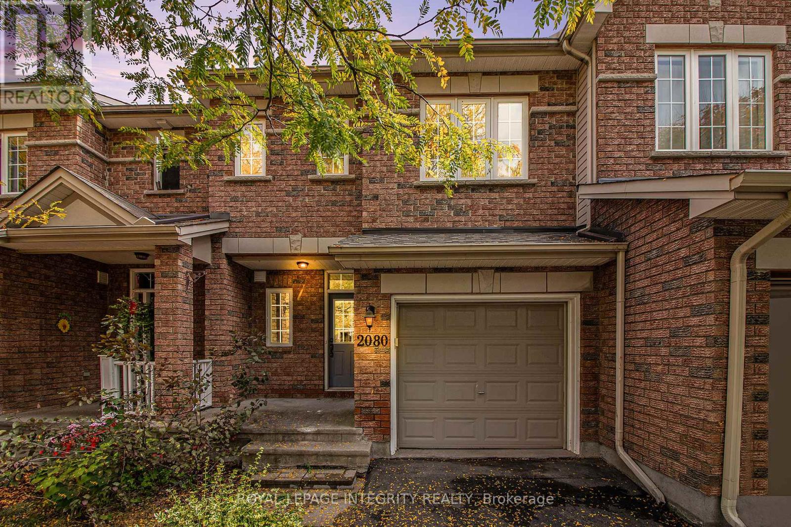2080 Melette Cres, Ottawa, ON K4A 4X2