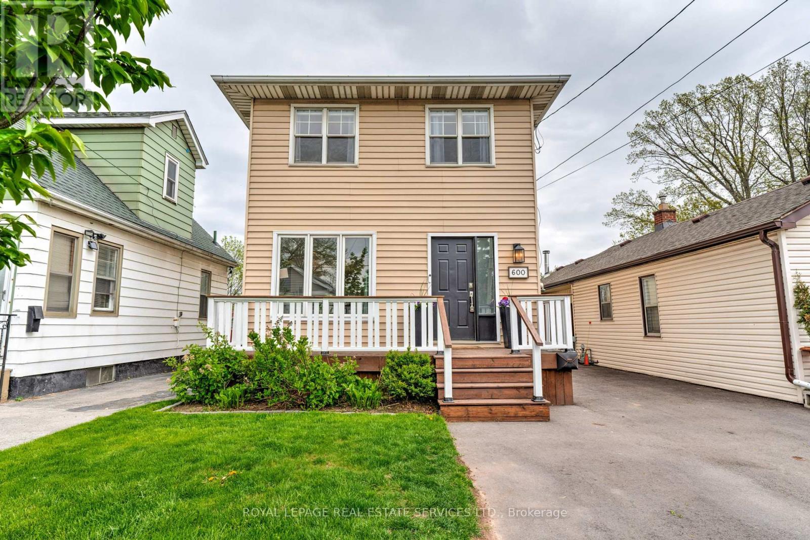 600 Quebec St, Hamilton, ON L8H 6V4
