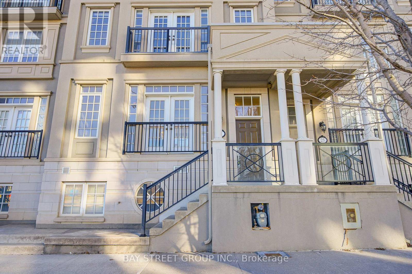 27 Rouge Valley Dr W, Markham, ON L6G 0B6