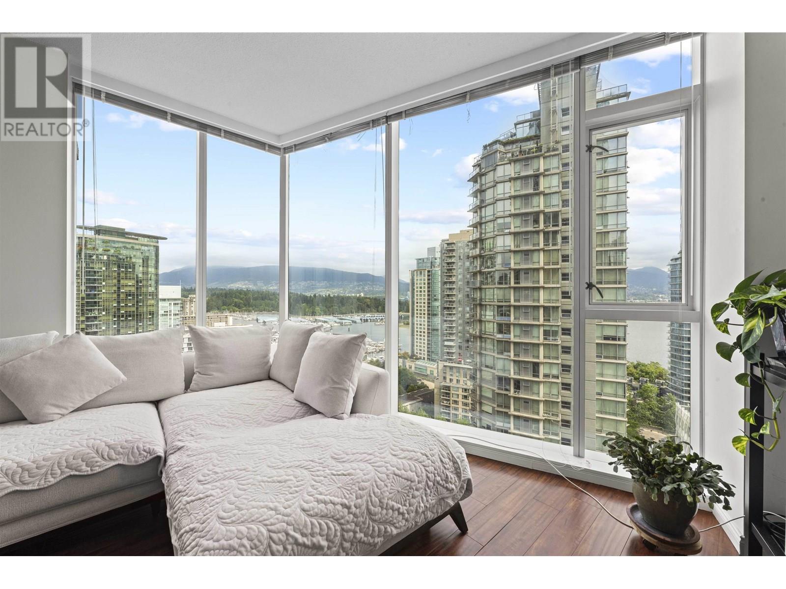1211 Melville Street Unit 1705, Vancouver, BC V6E 0A7