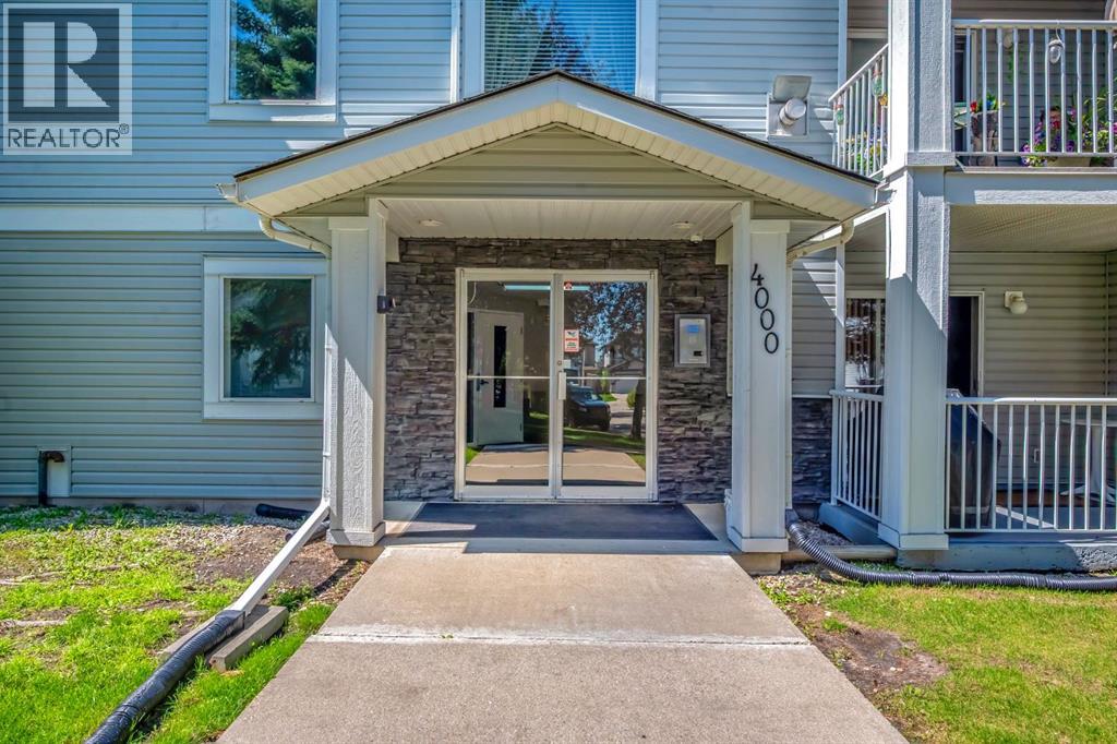 4204 Valleyview Park Se Unit 204, Calgary, AB T2B 0K9