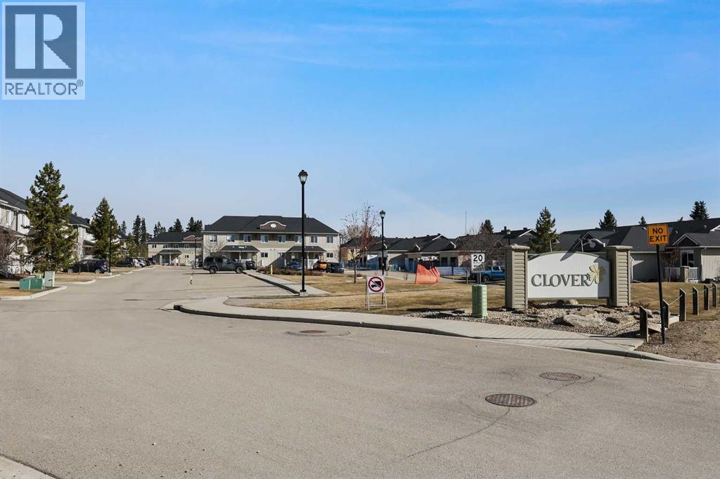 604 Clover Rd, Carstairs, AB T0M 0N0