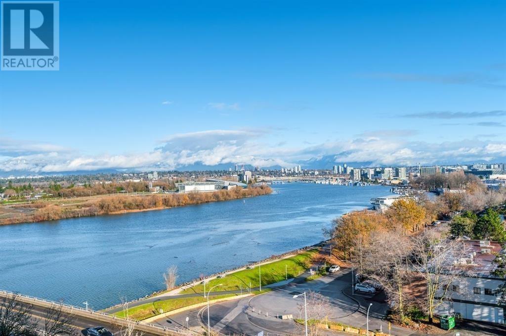 6833 Pearson Way Unit 905, Richmond, BC V7C 0E8