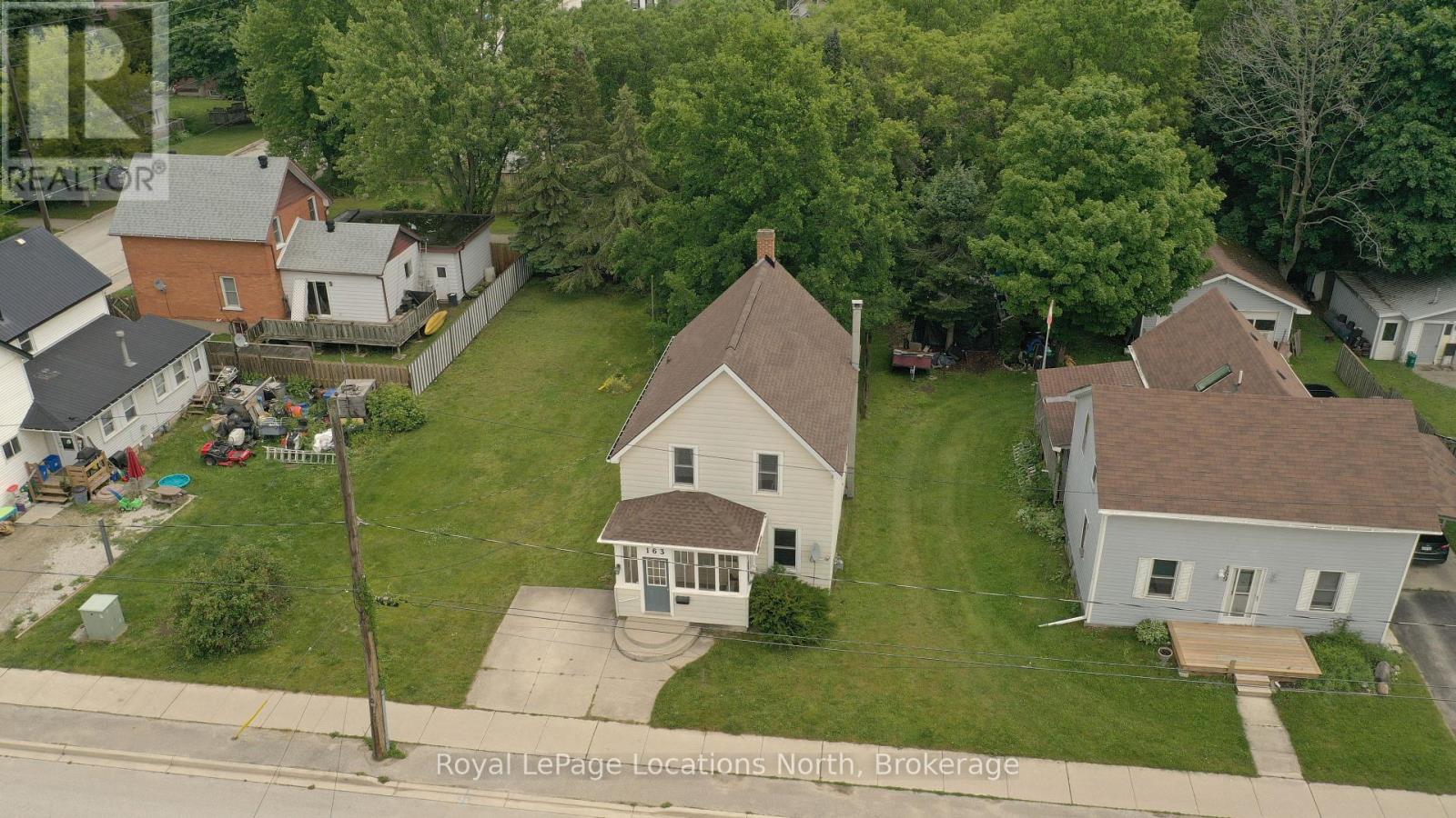 163 Henry St, Meaford, ON N4L 1E1