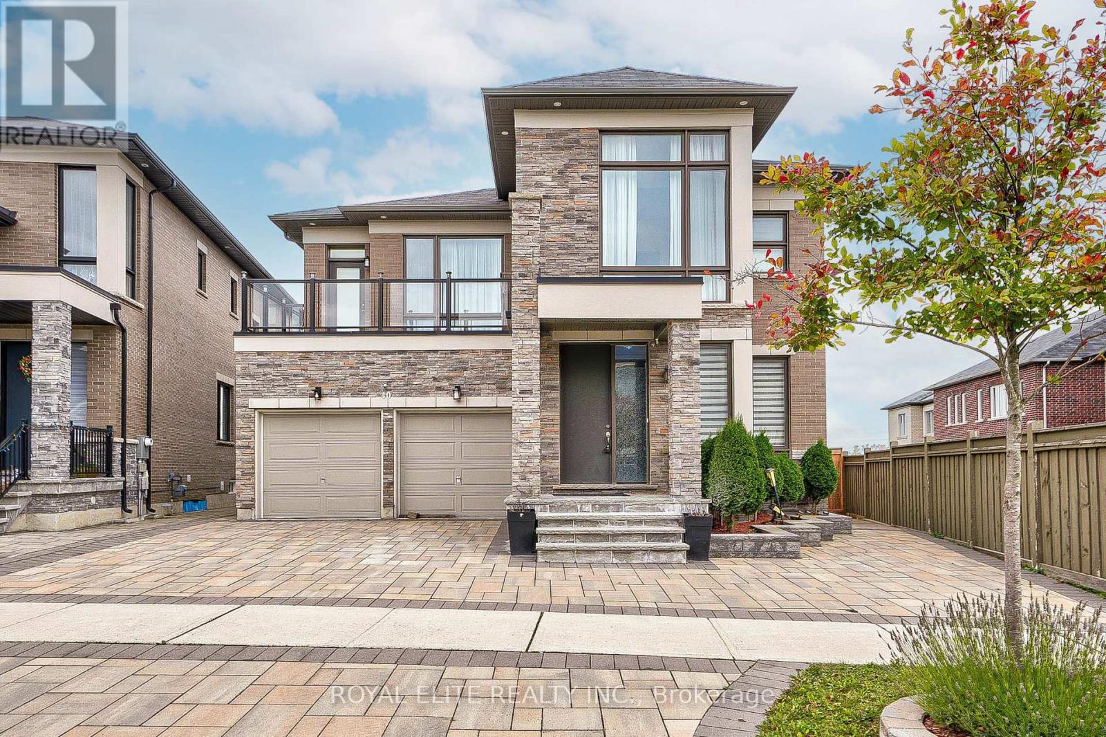 40 Conklin Cres, Aurora, ON L4G 0Z2