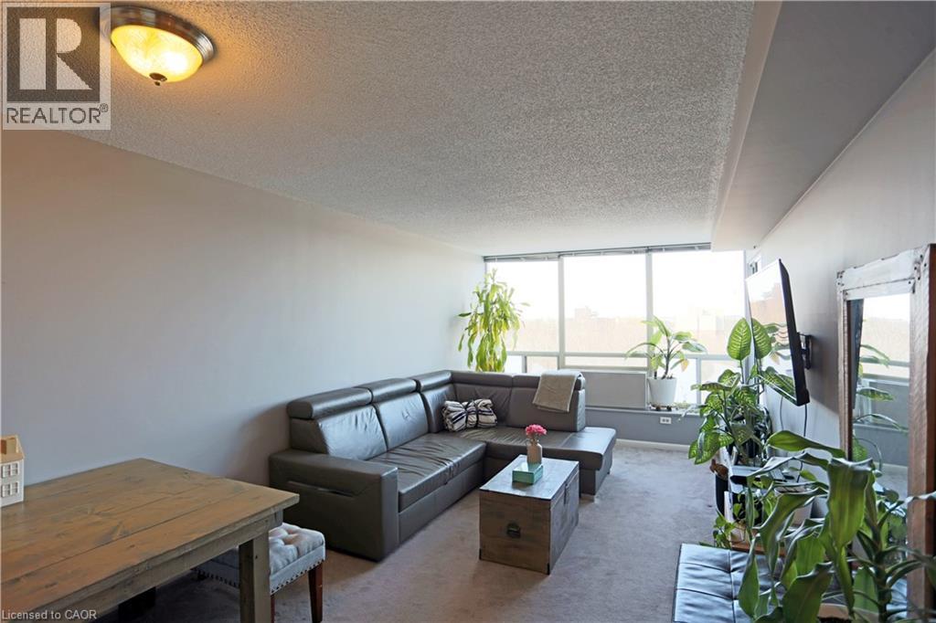 107 Bagot Street Unit 605, Guelph, ON N1H 8H5