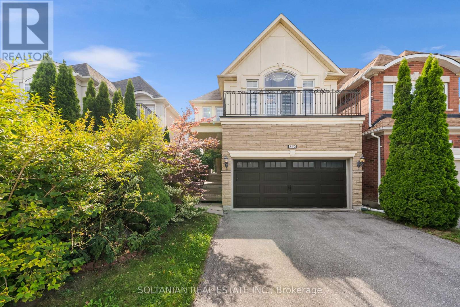 242 Frank Endean Rd, Richmond Hill, ON L4S 2C4