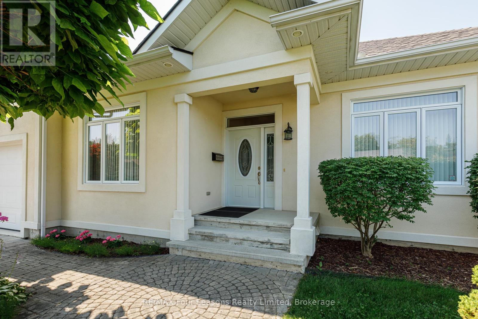 150 Brooker Blvd, The Blue Mountains, ON L9Y 0M2