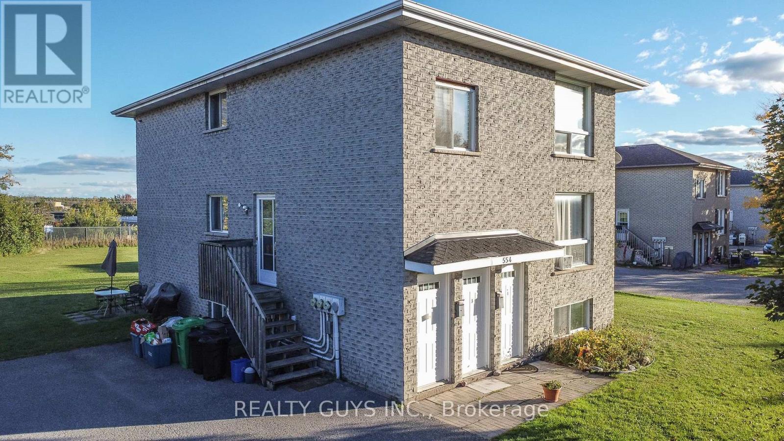554 Crystal Dr Ward 4 Dr, Peterborough, ON K9J 8H5