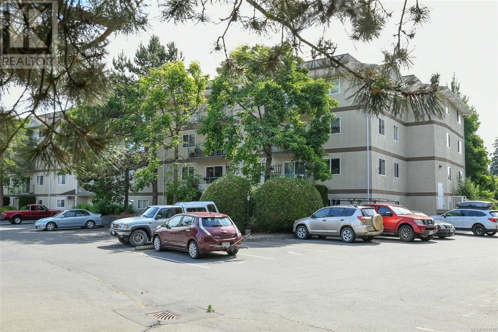 1355 Cumberland Rd Unit 306 Rd, Courtenay, BC V9N 2G1
