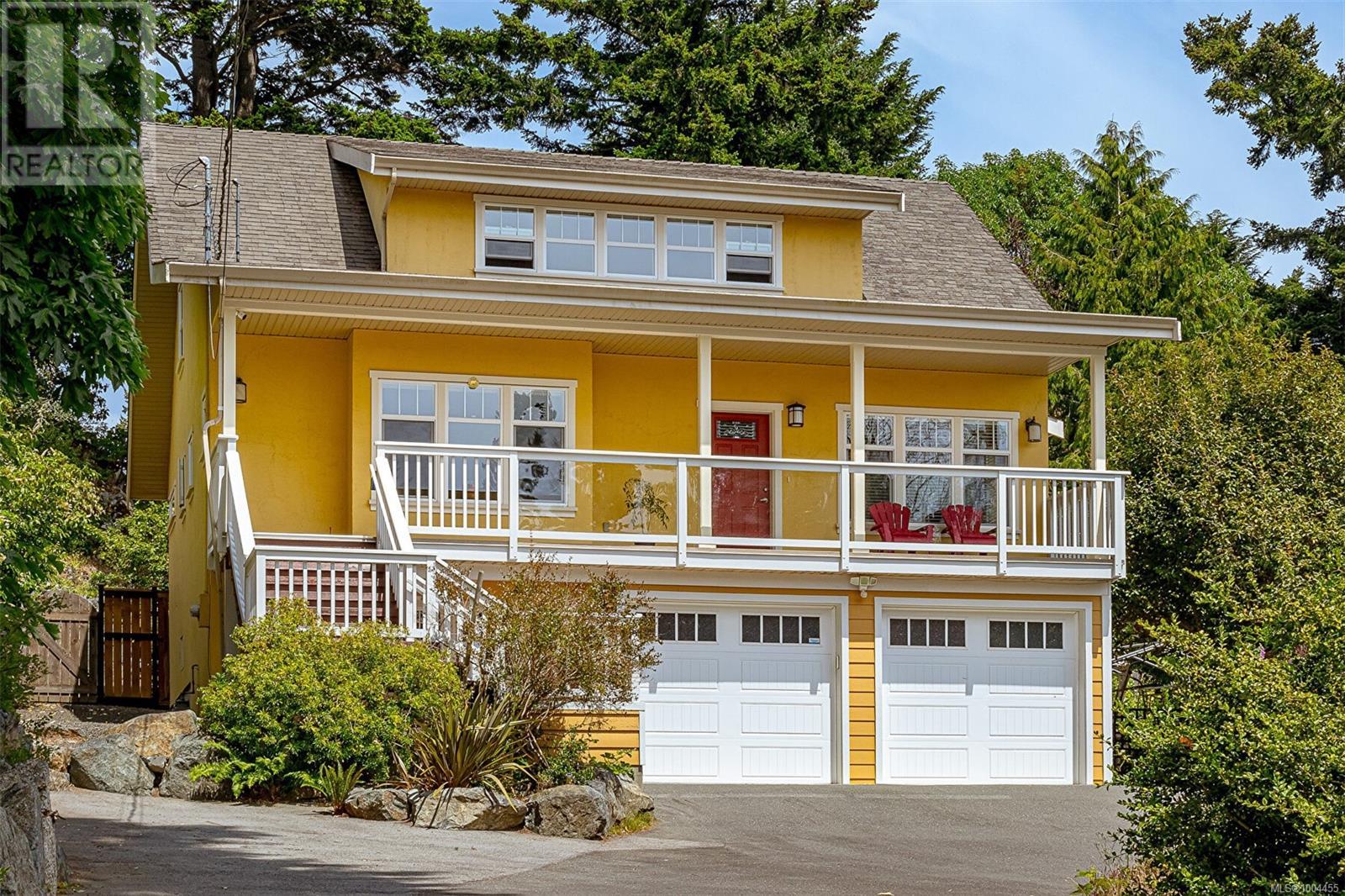 281 Bessborough Ave, Victoria, BC V9B 1T4