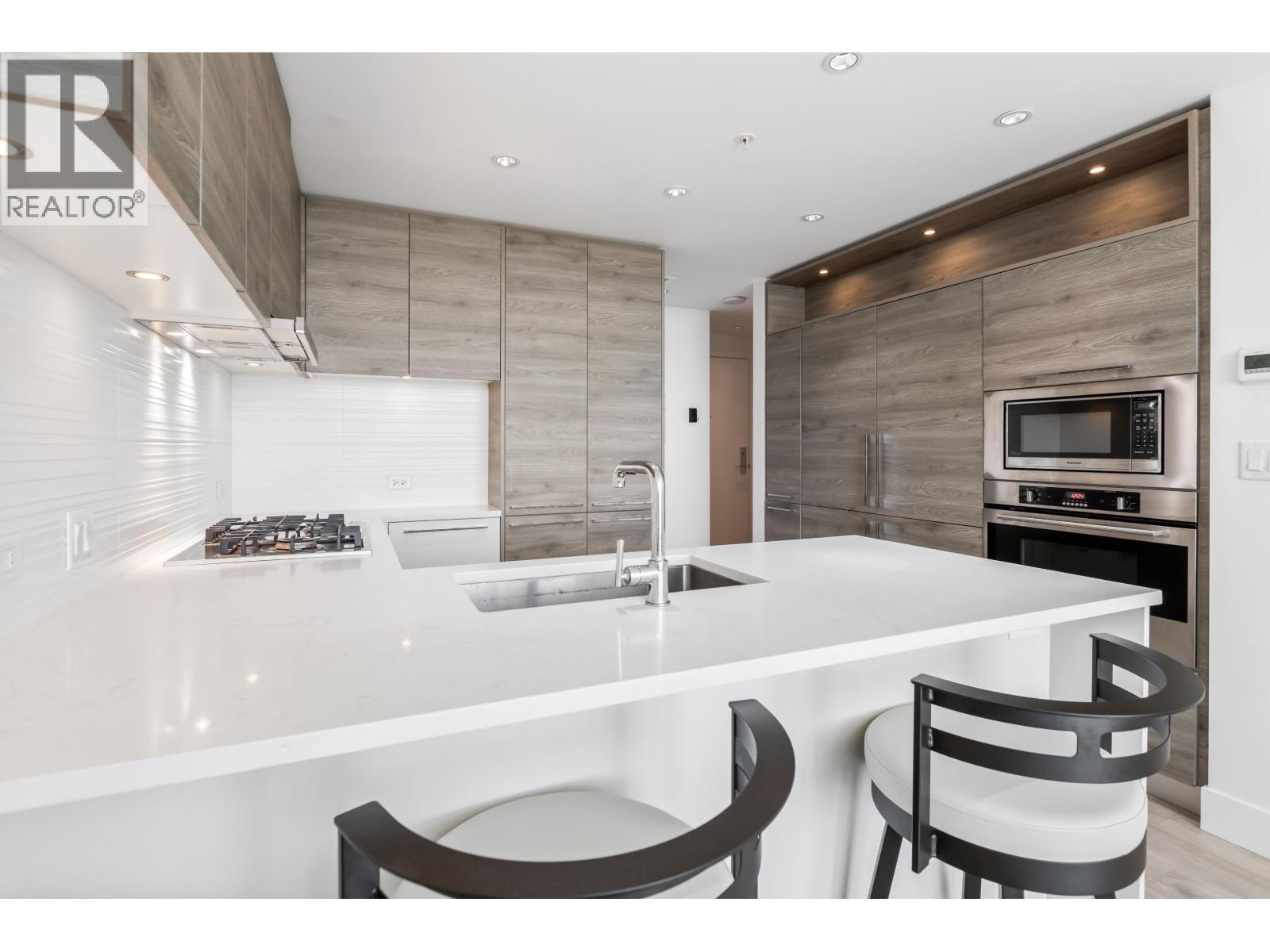 7303 Noble Lane Unit 1609, Burnaby, BC V3N 0H2