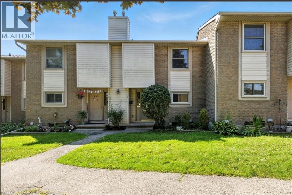 11 Grand River Boulevard Unit 29, Kitchener, ON N2A 2T2