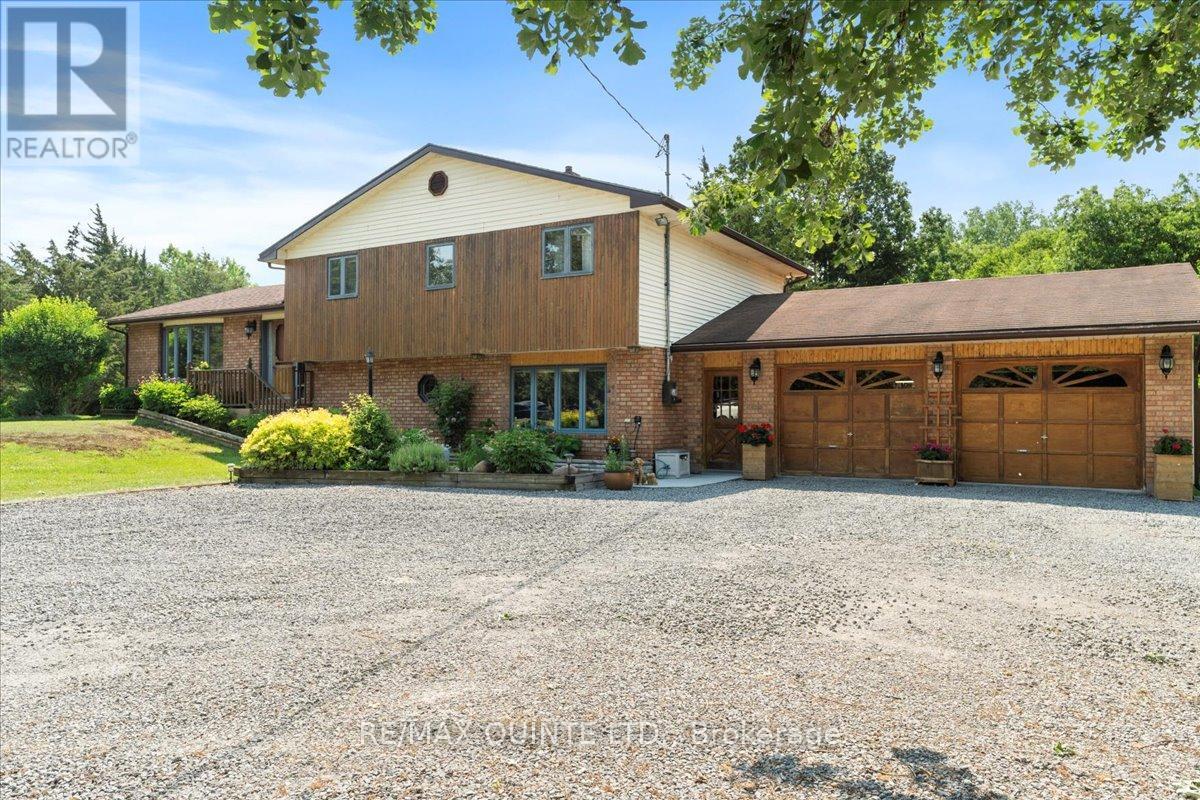 338 Sunrise Dr, Prince Edward County Ameliasburg Ward, ON K8N 4Z7