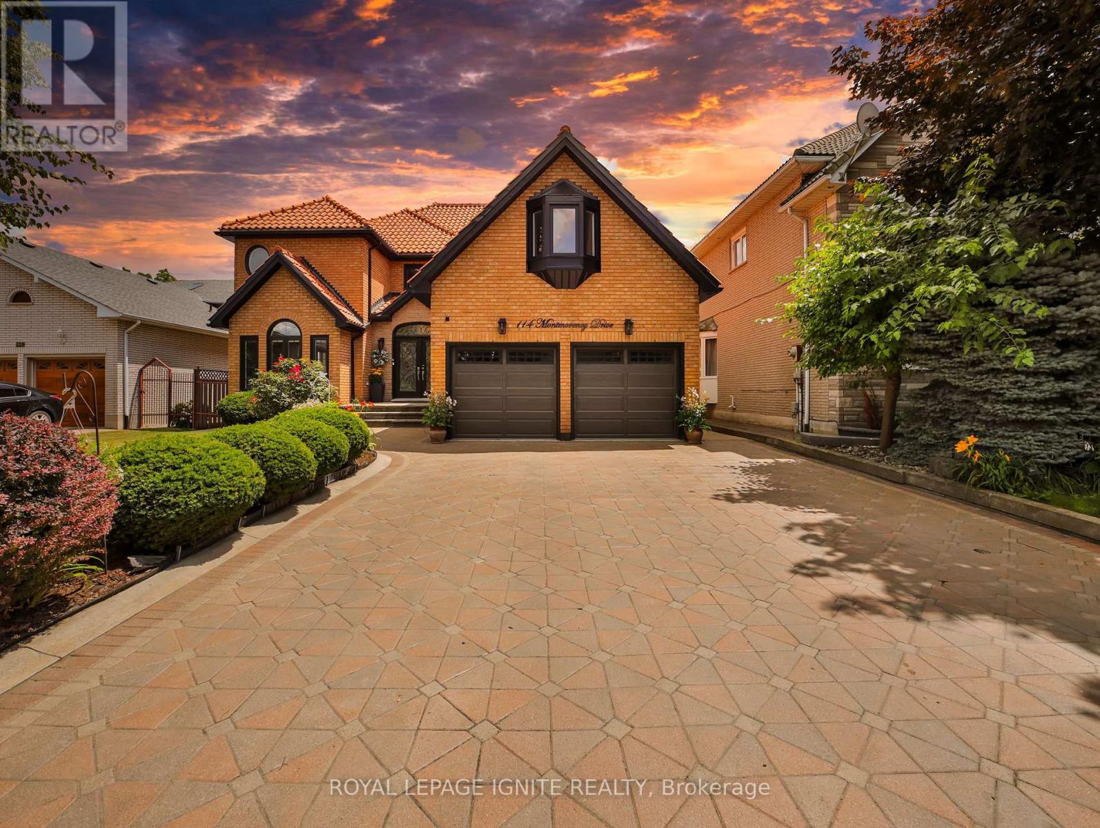 114 Montmorency Dr, Hamilton, ON L8K 6R1