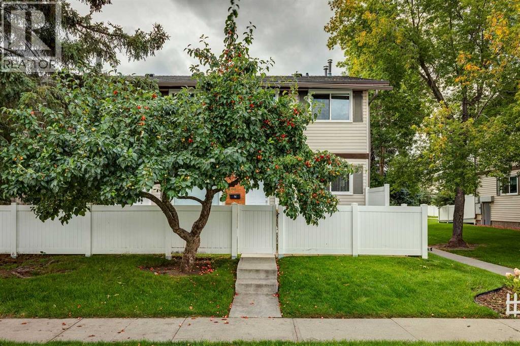 740 Bracewood Drive Sw Unit 96, Calgary, AB T2W 3N3
