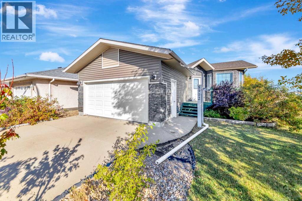 41 Street Unit 5902, Lloydminster, AB T9V 2S2