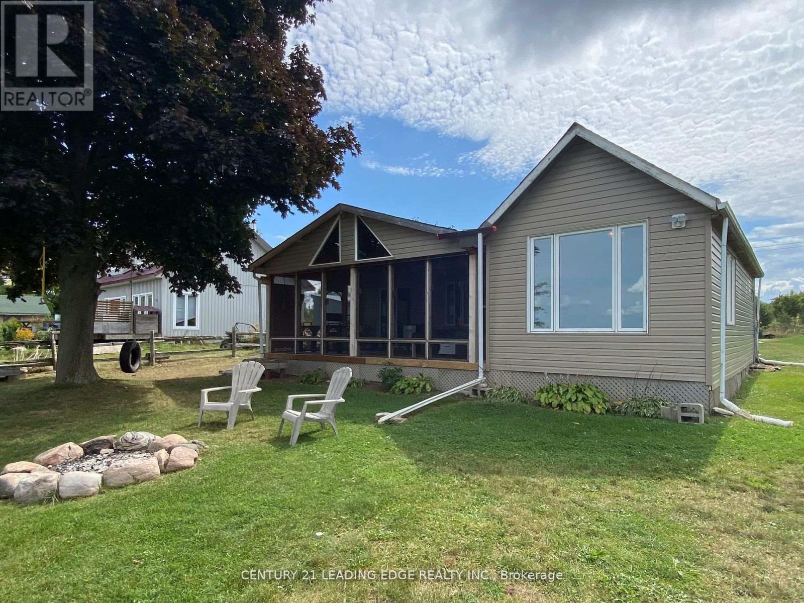 40586 Shore Rd Allowance Rd #b, Brock, ON L0K 1A0